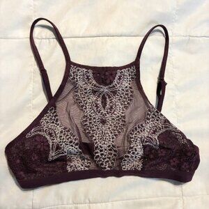 VICTORIA'S SECRET Body by Victoria Purple/White Crochet Lace Bralette Size S